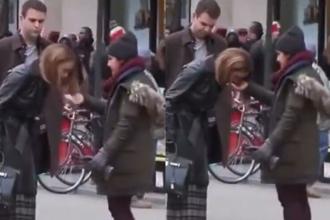 Vídeo de Jennifer Lopez cuspindo chiclete na mão de assistente viraliza