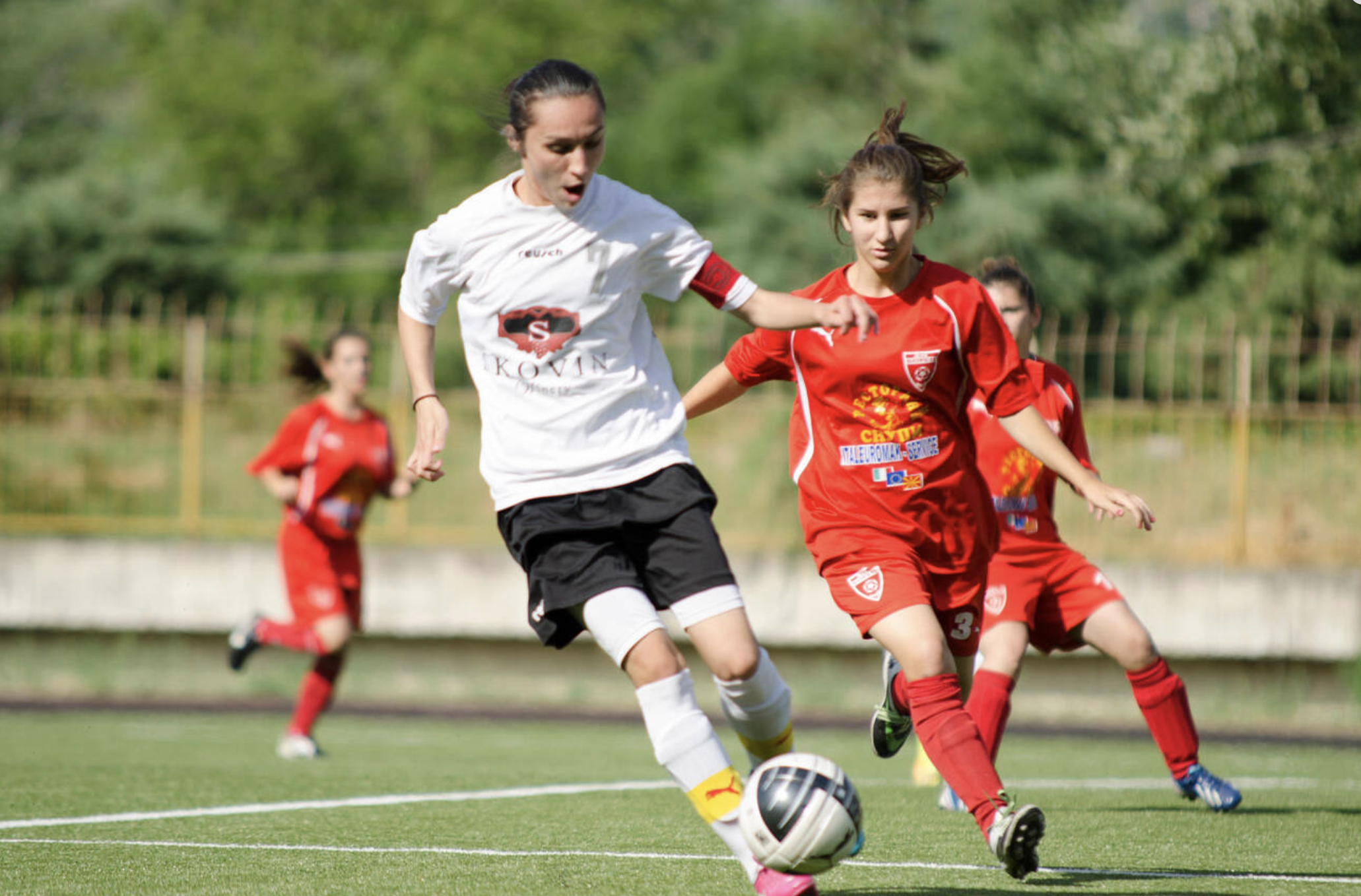 Guia Completo de Apostas no Futebol Feminino: Melhores Sites, Dicas e Estratégias para 2024