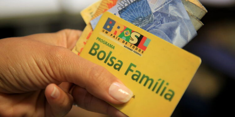 Bolsa Família 19/11 emitiu comunicado para todos os NIS Créditos: depositphotos.com / joasouza