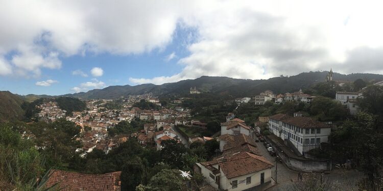 Morro da forca - Wikimedia Commonss