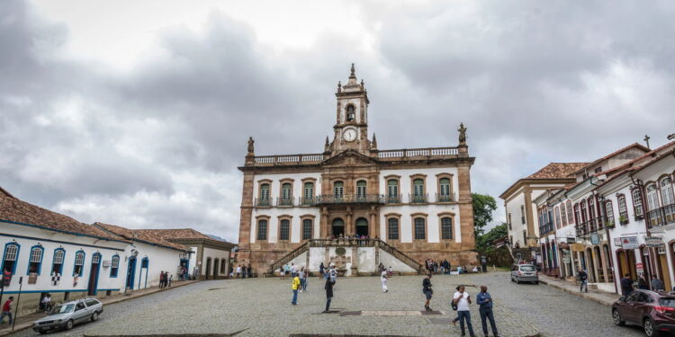 aposentados - minas gerais - Créditos depositphotos.com lspencer