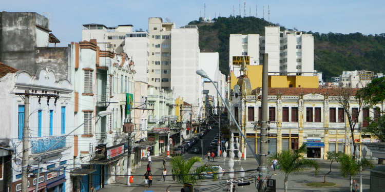 Encante-se com Juiz de Fora: Belezas Naturais e Riqueza Cultural!