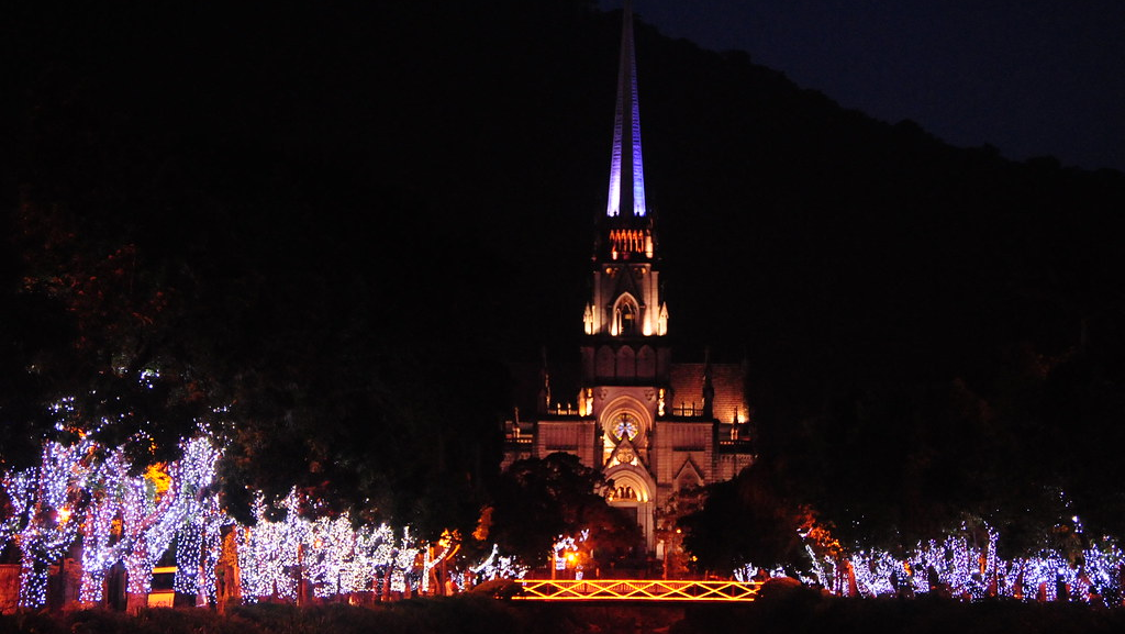 As Cidades Brasileiras que Transformam o Natal em Magia