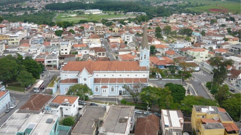 A cidade de Minas que vai além do futebol e impressiona pela força econômica